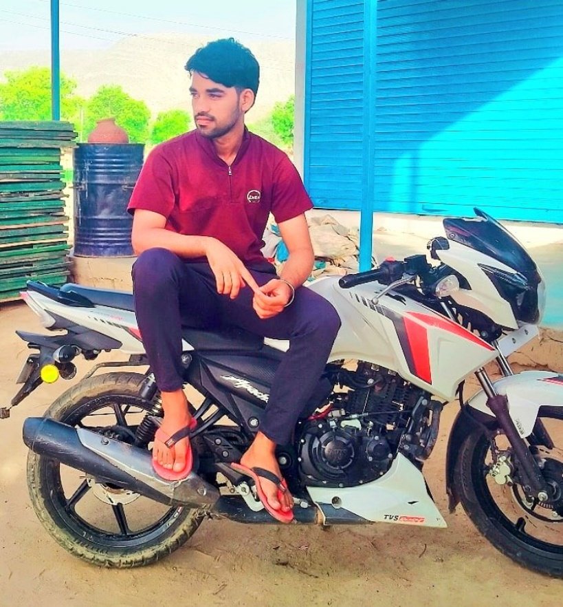 『𝐑𝐀𝐊𝐄𝐒𝐇⸙࿐ 𝐆𝐔𝐑𝐉𝐀𝐑 ࿐✿ (@rakeshgurjar998) on Twitter photo जो आज आपके पास है, वो कल किसी की ख्वाहिश हो सकती है, इसलिए शुक्रगुज़ार रहिए।
👉👉 <a href="/RakeshGurjar998/">『𝐑𝐀𝐊𝐄𝐒𝐇⸙࿐ 𝐆𝐔𝐑𝐉𝐀𝐑 ࿐✿</a> जो आज आपके पास है, वो कल किसी की ख्वाहिश हो सकती है, इसलिए शुक्रगुज़ार रहिए।
👉👉 <a href="/RakeshGurjar998/">『𝐑𝐀𝐊𝐄𝐒𝐇⸙࿐ 𝐆𝐔𝐑𝐉𝐀𝐑 ࿐✿</a>