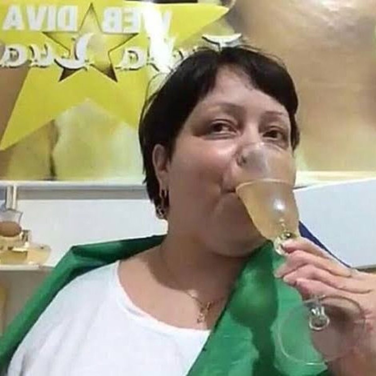 centralzrg's tweet photo. twitter não caiu e acordei com a notícia de que o brasil ganhou OURO E BRONZE NA MESMA PROVA 

BOM DIA APENAS PARA NÓS BRASILEIROS https://t.co/2az5MwssjS