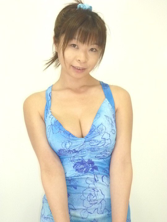 mutimutizuki's tweet photo. エロすぎ https://t.co/HHzZr0tW28