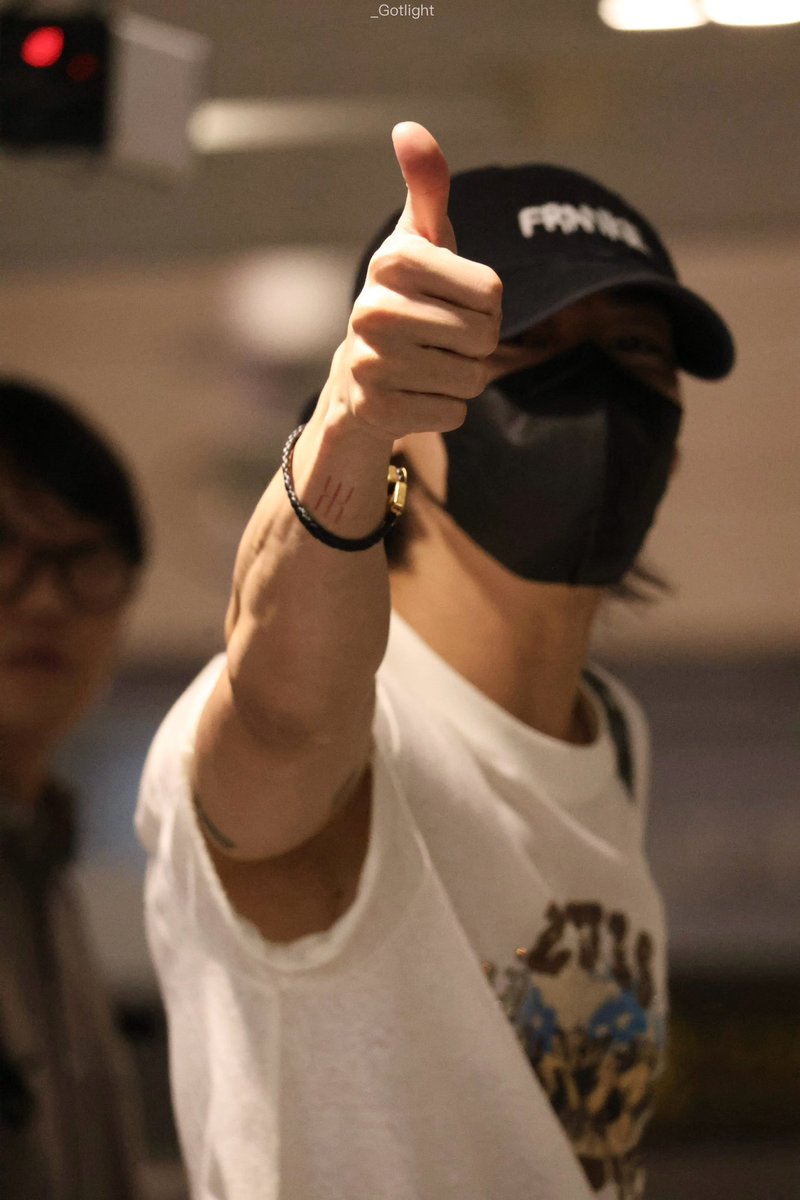 [20240830] BamBam SHA✈️
👍
#BamBam #BAMBAMxJUUNJ #뱀뱀
<a href="/BamBam1A/">BamBam</a> @BAMBAMxABYSS