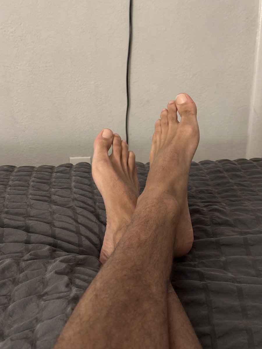 Content from rebeufeetlover