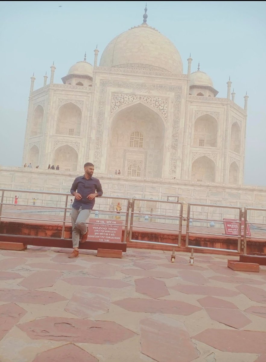 rishi_jaat1's tweet photo. @rishi_jaat1
बहुत राज हे दिल में
कभी किसी को बताता नहीं
अकेला बहुत हू अंदर से
कभी किसी को जताता नही
#aloneboy https://t.co/6nPU6EKYzC