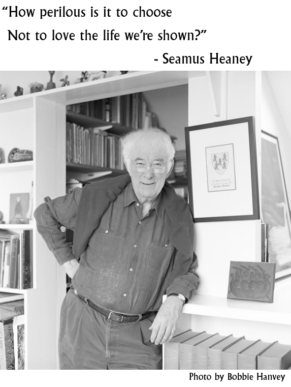 SeamusHeaneyNLI's tweet photo. #OTD 11 years ago, the world lost the great #SeamusHeaney. This photo is a favorite among our exhibition staff. It's warm and inviting, and that's exactly how Seamus is remembered by those who knew him. Did you ever meet Seamus Heaney? We'd love to read your stories below. https://t.co/doNcP6zo01