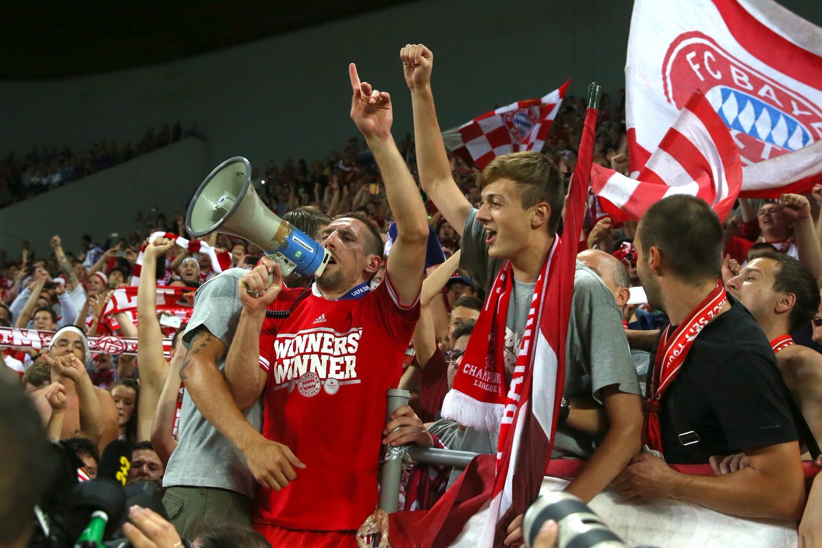 #OnThisDay in 2️⃣0⃣1⃣3⃣

#Supercup Champions <a href="/FCBayern/">FC Bayern München</a> 🏆🥳🎊