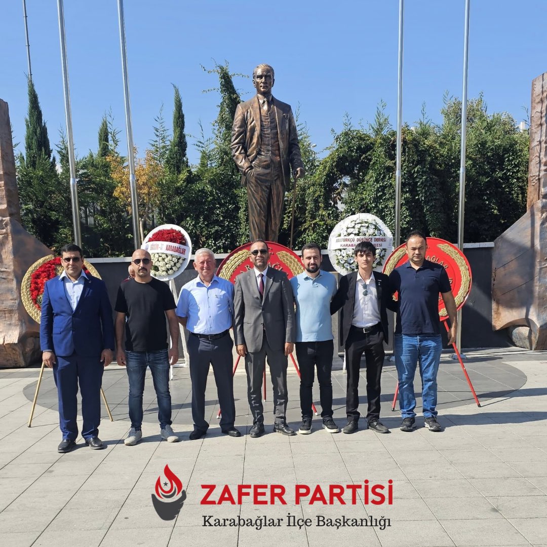 karabaglar_ilce's tweet photo. Karabağlar’da Zafer Bayramımızı coşkuyla kutladık. Daha başaracağımız çok işimiz, zafere ulaşacağımız çok mücadelemiz var. Kutlu olsun.🇹🇷🇹🇷🇹🇷

@umitozdag @nasitbirguvi @tolgagldiken1 https://t.co/ykzHNRQ7z1