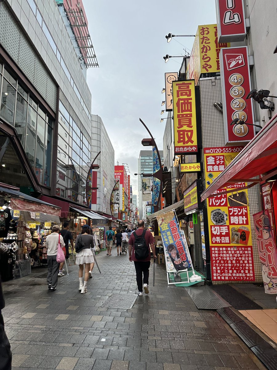aorinnxu's tweet photo. 来日本的几天都在下雨🌧️
但总算吃到好吃的了😭 https://t.co/aFbvWmEJlk
