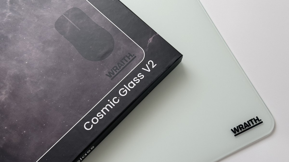 この日からCosmic Glass V2に使い始めて今日に至るまで一度もマウス