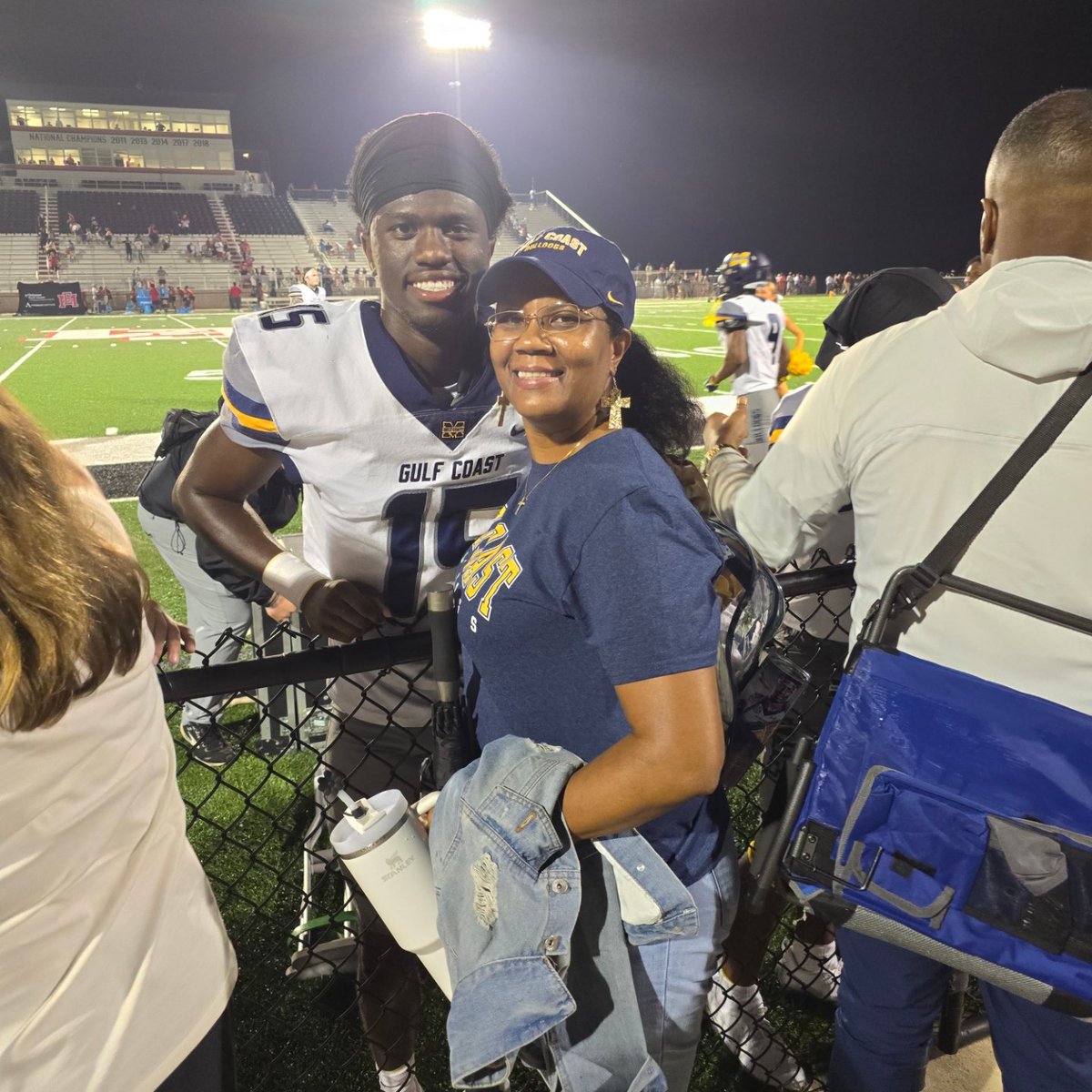 TOODLEBOYS's tweet photo. π₯πͺπ―ππ MGCCC Bulldogs GOT THE WIN 34-28 WITH THE GO AHEAD TD WITH 3 MINUTES TO GO AND THE DEFENSIVE HELD IT DOWN ππ―πͺπ₯π THE KID FINISHED WITH 6 TACKLES IN HIS 1ST COLLIEGTE ACTION #15 #TOODLE ISLAND #KEEPGRINDING @shadrick_toodle https://t.co/VJN9bk1u70