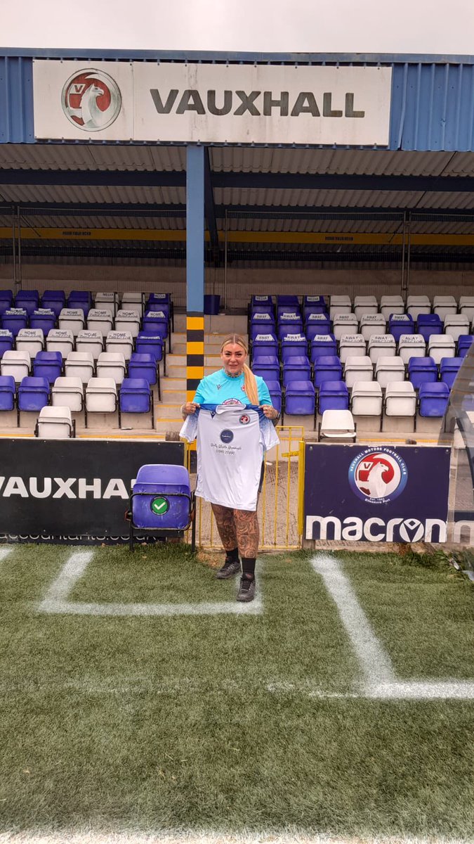 We are pleased to announce 📢 our fifteenth signing ✍️ of the summer ☀️

Please welcome 🙏 

Vicky Diamond 💎 

Vicky was a youth player at Tranmere Rovers and has played for several clubs since. 

Wherever Vicky plays, Vicky has been top goalscorer and is committed to working