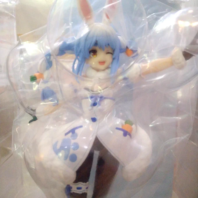 家族がサプライズでぺこーらフィギュア買ってくれてた!サイコー!お顔メチャカワだ!!! 