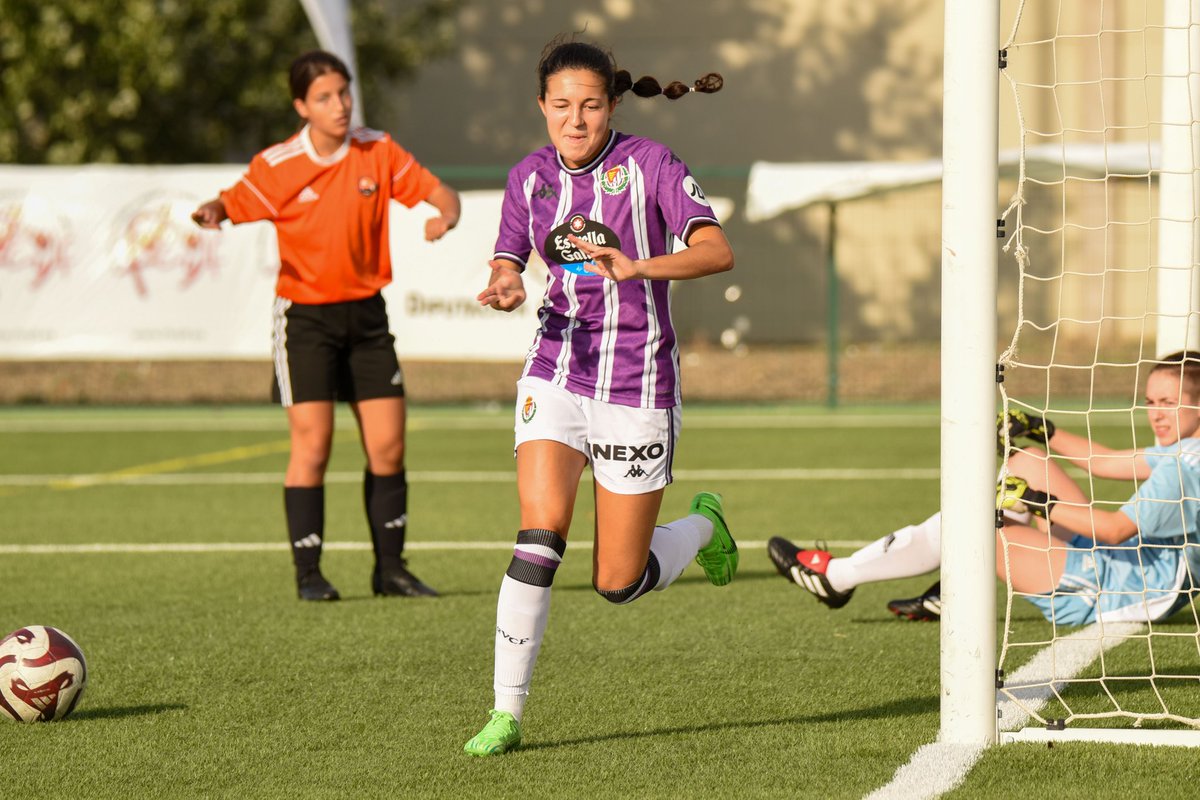 🔫⚽ La pichichi está de vuelta 😎

Tres goles en la final y <a href="/carmennduque/">Carmen</a> que acaba como máxima anotadora del IV Trofeo Diputación.

Preparando la pólvora para el debut en #TerceraRFEF💜