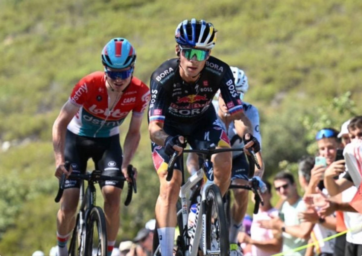 petrodavid21's tweet photo. Vuelta
Stage 13

With a summit finish
the favorites can not hide
and will have to battle
Primož Roglič will need to attack
if he wants to gain time on the red jersey

Roglič  
Mas, Yates, Carapaz  
Skjelmose, Gaudu, Soler, Gall, O'Connor  

#121Metadex #PredictionGames #Vuelta https://t.co/eC9eNcdr8L