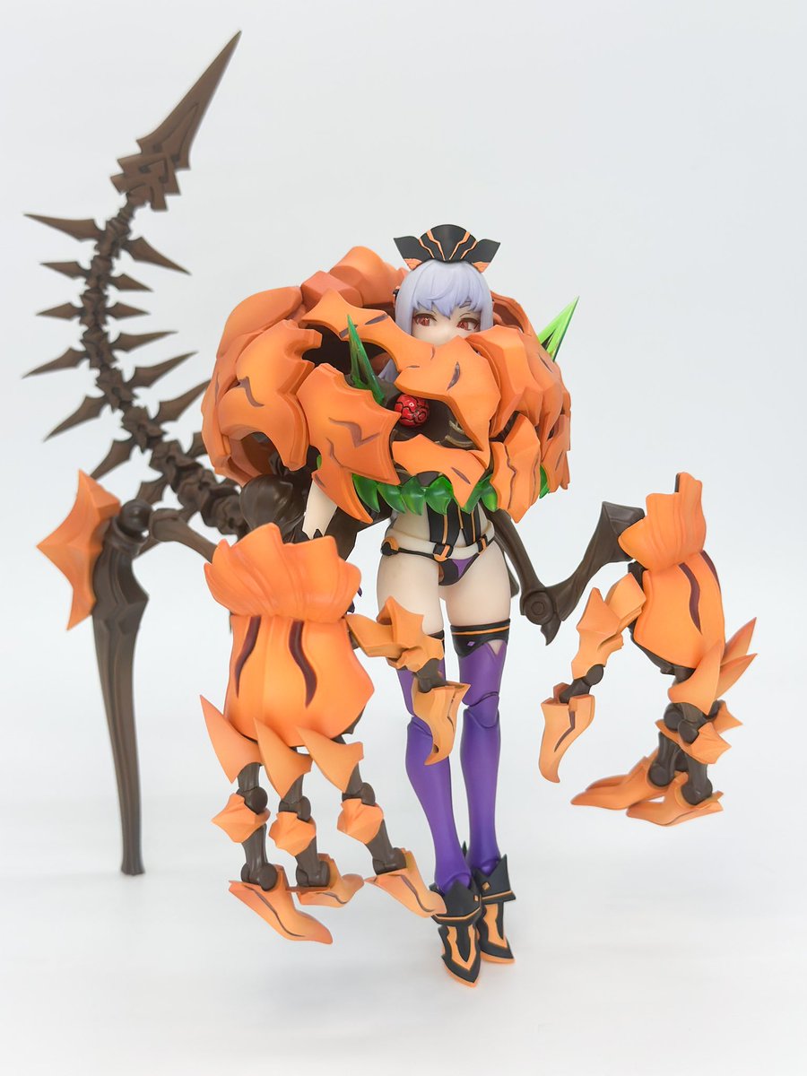 「パンプキンアーマーの足関節ジョイントは取り外し出来るので組み替え遊び出来ます。#」|むうてんのイラスト