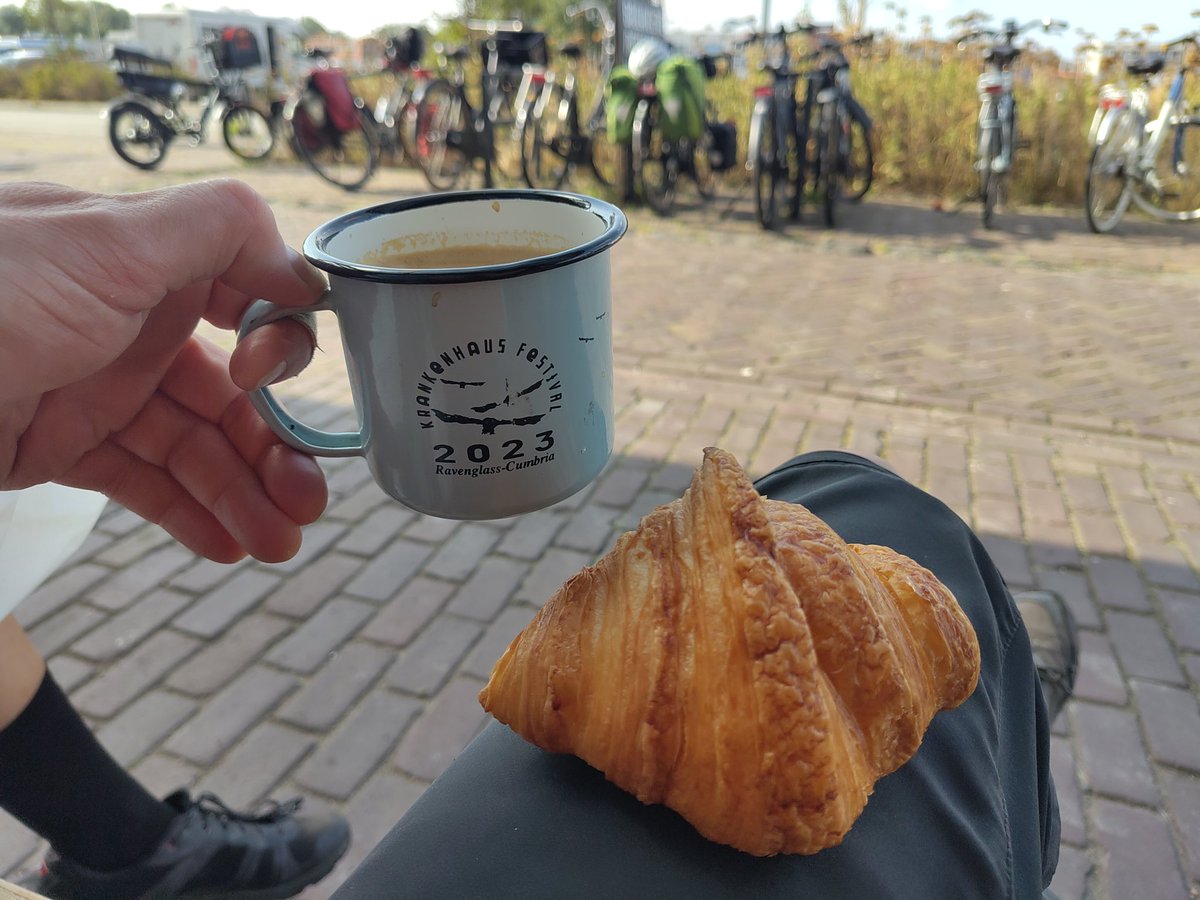 Goedemorgen <a href="/philipstout/">Philip Stout</a>! #ijmuiden