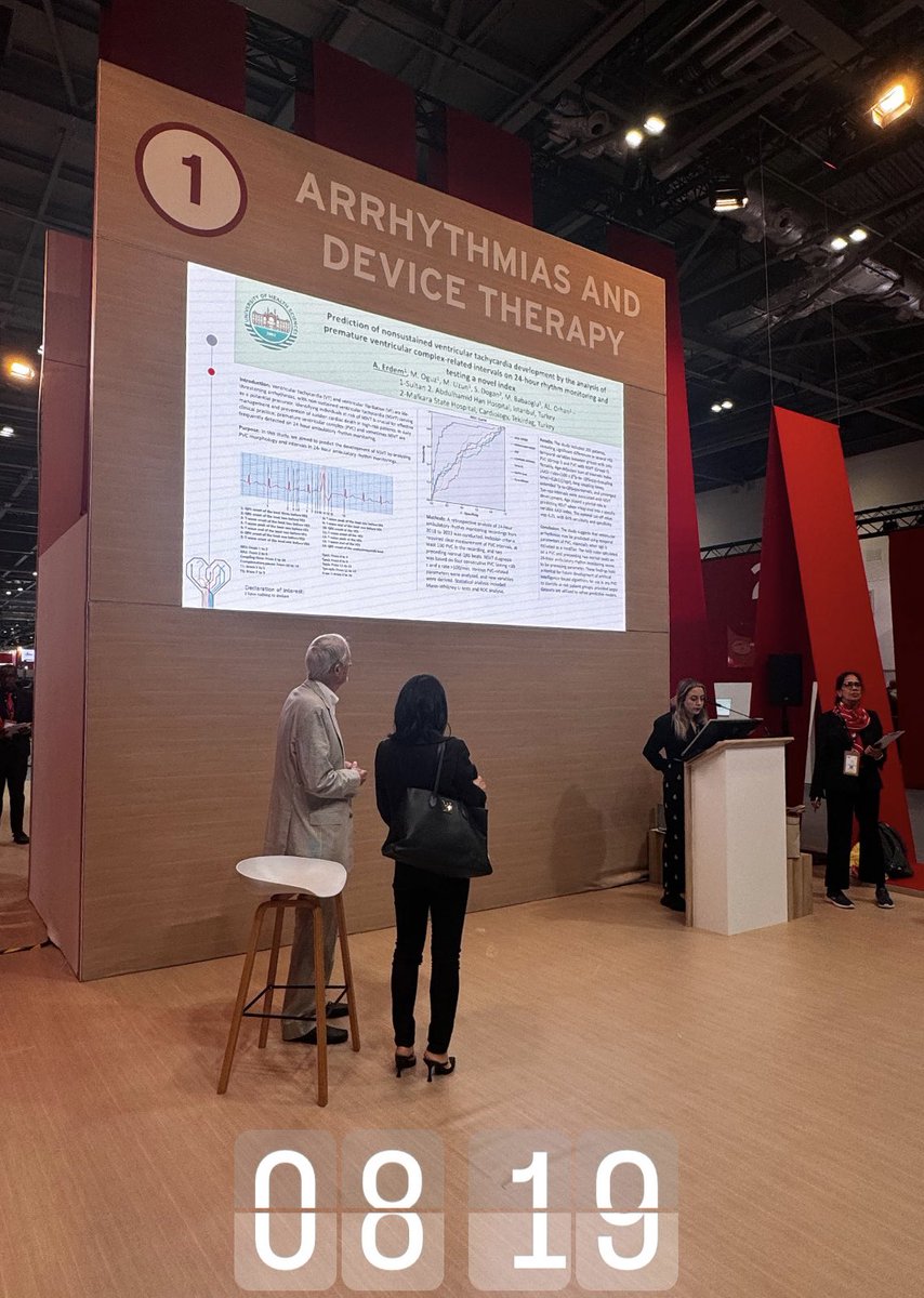 AlminaErdem's tweet photo. First session of #ESCCongress @escardio https://t.co/rHJmz7yuaz