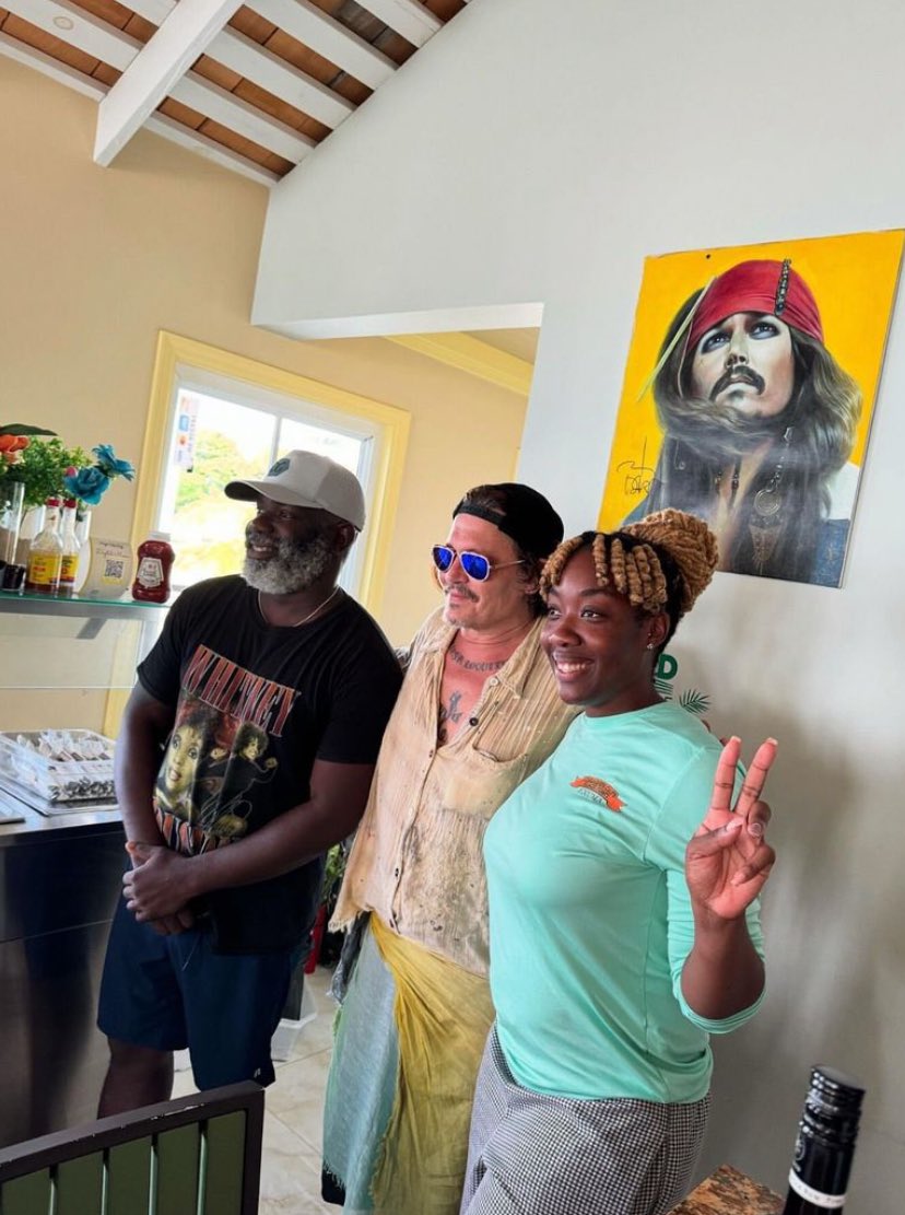 loolidepp's tweet image. New video &amp;amp; photos of #JohnnyDepp 😍❤️
Credits to killerbartender &amp;amp; anatanaka  IG🙏🏻