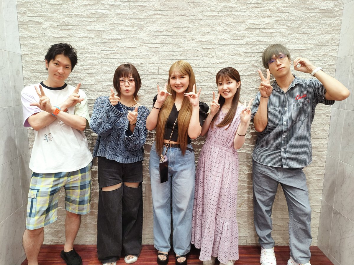 orijutsu's tweet photo. ✨リツイート大感謝✨

パチンコオリジナル実戦術SP vol.9本日発売です。

20周年前夜祭号として盛りだくさんでお届け、7年ぶりにペリ子さん＆久しぶりの美咲さんも動画に出演しております。動画はオール撮り下ろしの8時間20分！緊急告知もあるので必見です✨✨

夏にふさわしい灼熱水着特集も💕 https://t.co/g7WU0Cq7De