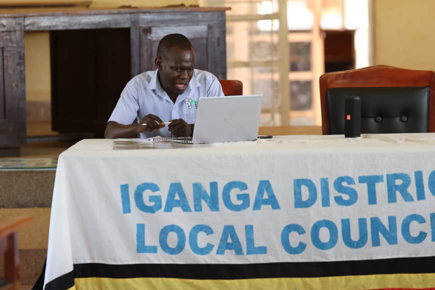 tbonnita's tweet photo. Day 5: #LandAwarenessWeek24

Closing a week of discussions on land rights, we focused on actionable resolutions for fair and sustainable land use across the Busoga sub-region covering districts of Luuka, Kaliro, Iganga, Bugiri, Namayingo, Kamuli, Mayuge, Bugweri, and Jinja City. https://t.co/g6Nze8UCvp