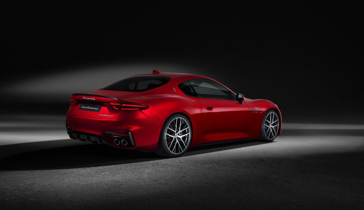 Nik333Alex's tweet photo. Made in Italy 🇮🇹 GranTurismo Second generation (M189)
( 2023–present ) Maserati S.p.A. https://t.co/gTR0IPqup9