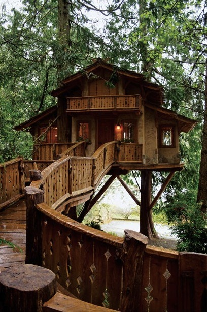 realfoxd's tweet photo. Heidi's Treehouse Chalet, Poulsbo, Washington #Heidi'sTreehouseChalet #Poulsbo #Washington https://t.co/T8VrVqs7he https://t.co/8yH5IK7NgK