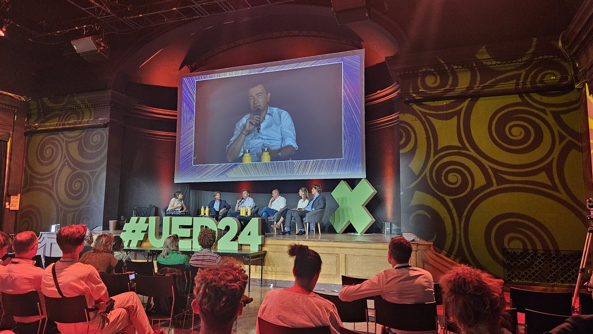 Dimitri Carbonnelle tweet media