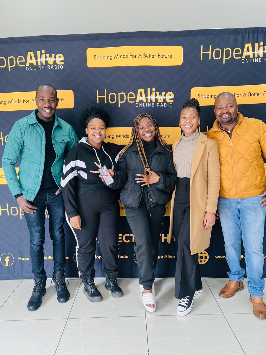HopeAlive_Radio's tweet photo. Embracing the morning with energy and enthusiasm!🔥
Ready to tackle the day ahead!🔥🔥💃
#sheisalive #hopealiveradiostation #ExploreMore https://t.co/WQYStgGDYv