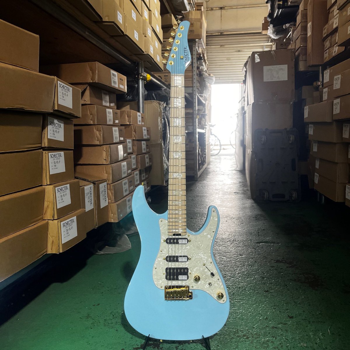 SCHECTER JAPAN BH-1-STD-24/M CTM Neck Binding -Sonic Blue w/Gold