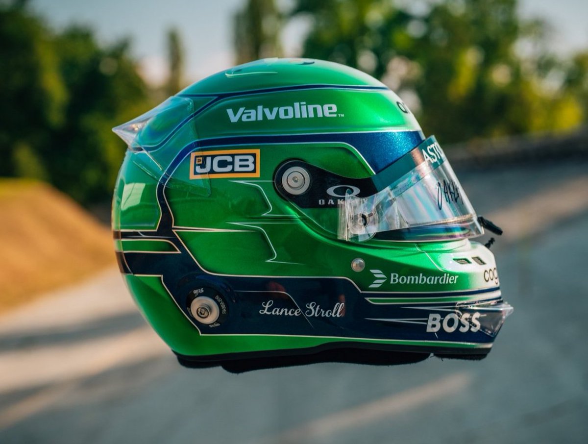 F1HLM's tweet image. Tricoloure helmet design of Lance Stroll for the #ItalianGP 
🎨 Mark Antar Designs
📸 Aston Martin F1

#ls18 #stroll #amrf1 #astonmartin #f1 #formula1 #motorsport