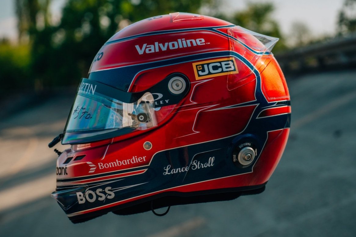 F1HLM's tweet image. Tricoloure helmet design of Lance Stroll for the #ItalianGP 
🎨 Mark Antar Designs
📸 Aston Martin F1

#ls18 #stroll #amrf1 #astonmartin #f1 #formula1 #motorsport