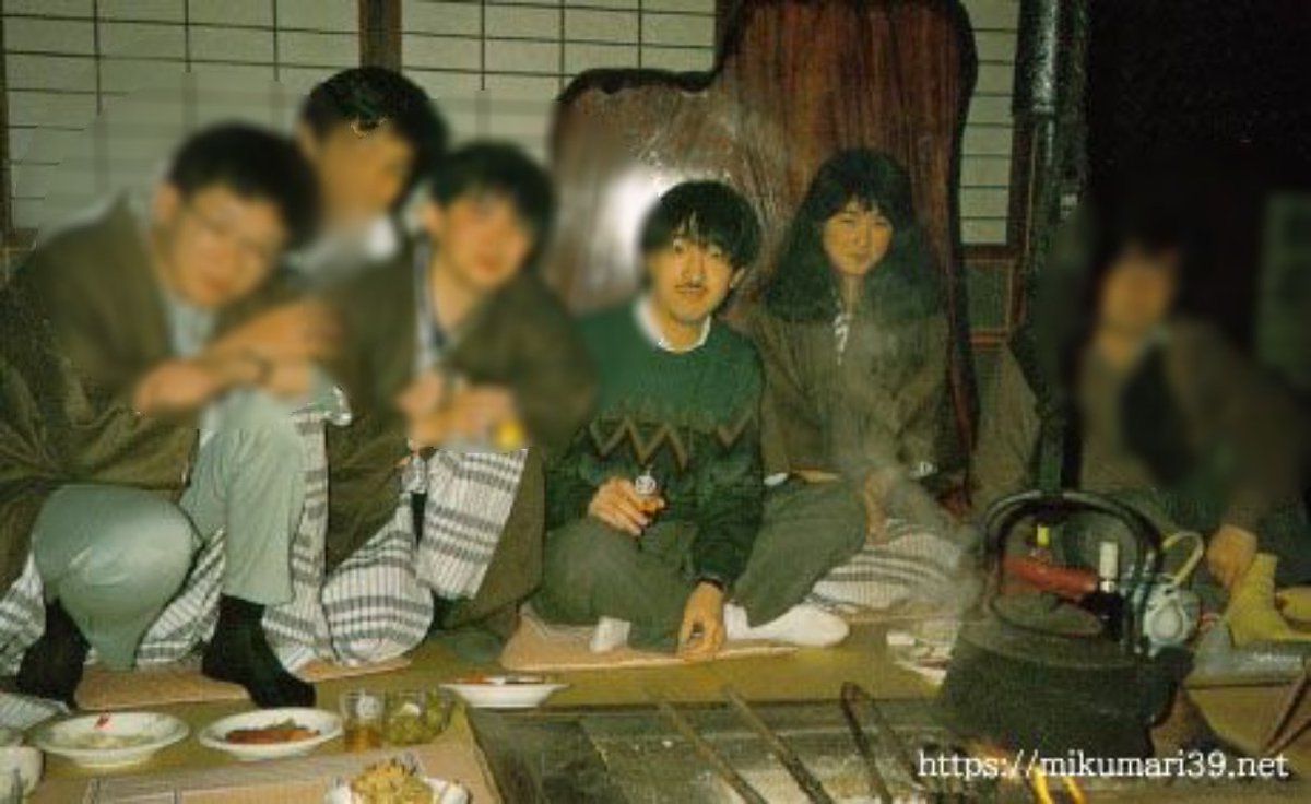 ついこの間まで検索かけたらスグに出て来た、紀子さま父親の部落研究や部落訪問した写真とか
秋篠宮とのサークルで紀子妃が男子生徒に混ざって旅行先旅館で撮った浴衣写真がほぼ出て来なくなった。
↓自分の過去ポストから