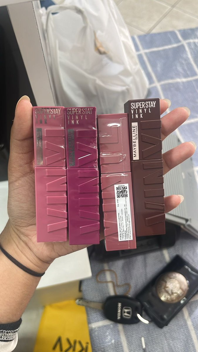 migiikata's tweet photo. GUYSSS ada yang minat maybelline vinyl ink gaaa? 65k aja, exp 2026, dom bekasi, bisa via oren. 

yang mau reply aja yaa nanti aku kirimin link oren nya. oiyaa cuman ada 4 shade ini yaapp 🤩 https://t.co/gknSeYuuoS