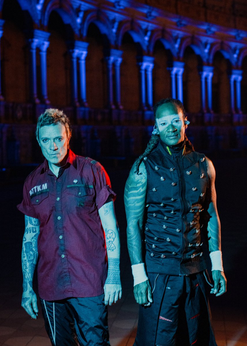 iconicafest's tweet photo. INOLVIDABLES, ICÓNICOS y REYES DEL BREAKBEAT ⚡

Obviamente solo podemos estar hablando de @the_prodigy 🔥 Warriors, lo de esa noche fue digno de una película de ciencia ficción, porque consiguieron llevarnos a otro planeta 🚀

📸 @niccologuasti https://t.co/0ZG2G1Qp2q