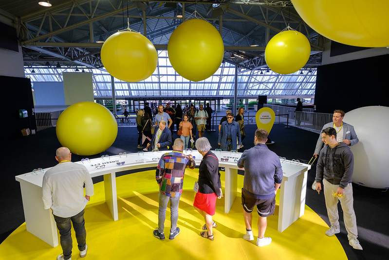 silmoparis's tweet photo. 🟡🕶️ SILMO Next is the future of optics all in one place! Discover the Trends Forum, explore the Futurology area, get involved in CSR issues, and meet the @SocieteMOF. A must-see experience at SILMO Paris! 

🎟️https://t.co/sL63p6iK5c
📆20 - 23 sept. 2024
📍Paris Nord Villepinte https://t.co/nRMFAlHTiG