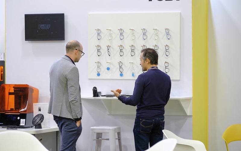silmoparis's tweet photo. 🟡🕶️ SILMO Next is the future of optics all in one place! Discover the Trends Forum, explore the Futurology area, get involved in CSR issues, and meet the @SocieteMOF. A must-see experience at SILMO Paris! 

🎟️https://t.co/sL63p6iK5c
📆20 - 23 sept. 2024
📍Paris Nord Villepinte https://t.co/nRMFAlHTiG