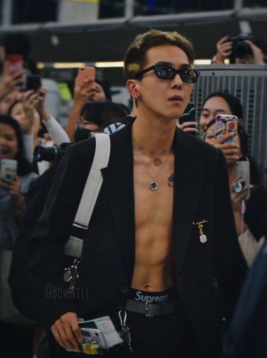 ratedcl's tweet photo. i still think of this SONG MINO everyday https://t.co/oP9wpLrW8F