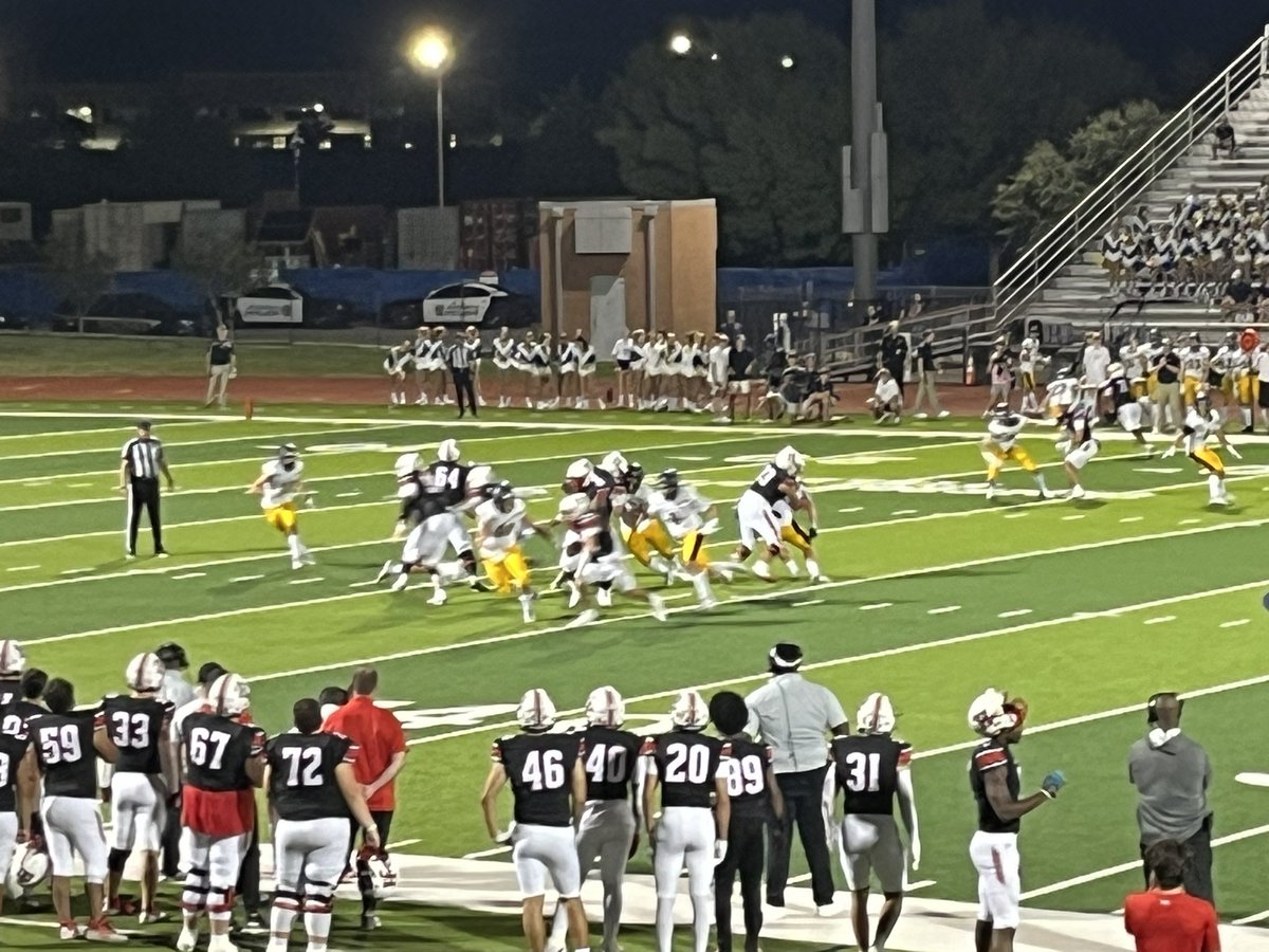 Harley_Hawk1's tweet photo. Wow! 
It was quite the day and one that will forever be remembered. Last first game tonight friends. Not how we wanted the game to end with a loss to the Scots 34-21, but we’ll just call this our warmup! #heathcheer #southsidetough #southsidestrong #senior2025 #HHS #heathhawks https://t.co/fVQZ5l8wuQ
