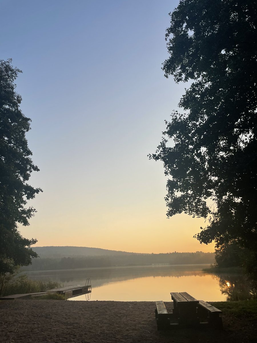 Upea aamu ✨ Rakastan näitä alkavan syksyn aamuja. Nyt vielä lämmin 😍