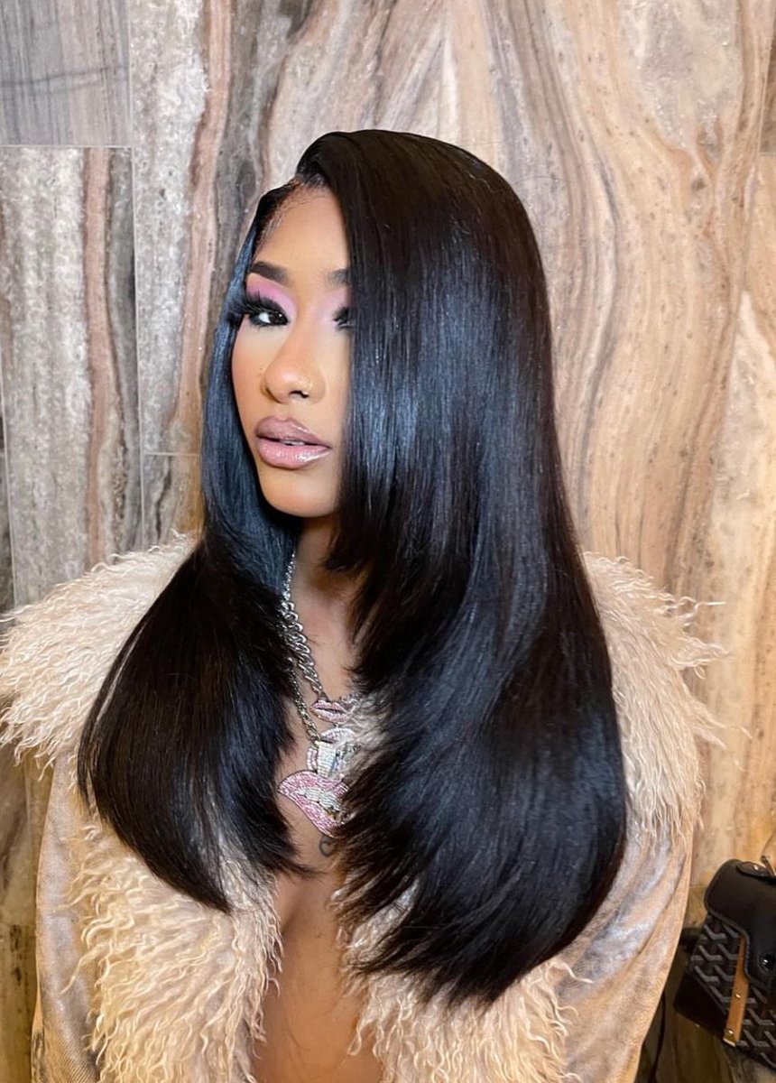 popbrains's tweet photo. Ming Luanli (Nicki Minaj’s sister) looks absolutely stunning in new photos. 📸 https://t.co/DbXrv1Iieh