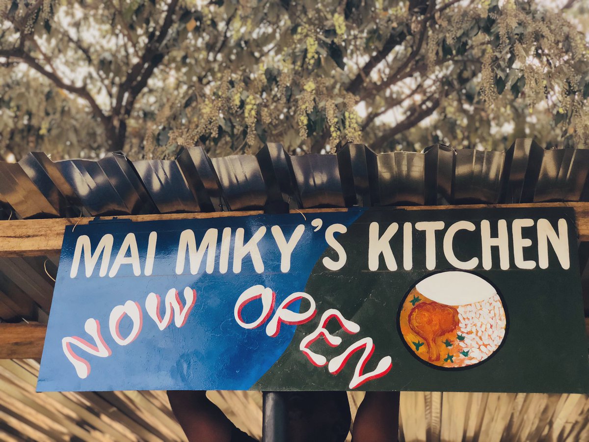 KaelaMiky's tweet photo. Hey guys Goodmorning, so we up now . I am officially taking your orders for food deliveries in areas along Chiremba road and town cbd . 
Big portions $3 
Small portions $2
Please patronize my business today 
Tell your friend kwaita lunch kwaMai Miky . 
0783703025 app 
Plz RT https://t.co/wApFU6sue1