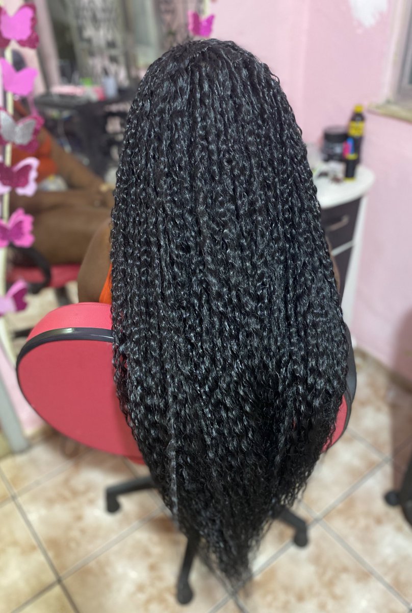 Crochet Braids 💇🏾‍♀️
Insta: @milene_trancista