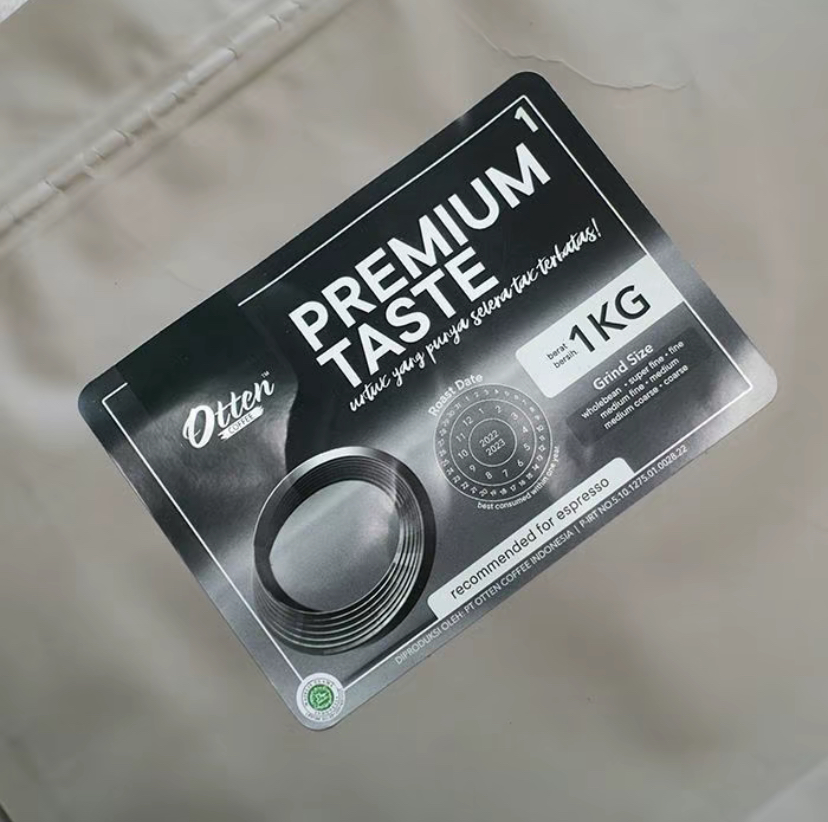 jejaktantra's tweet image. Nikmati cita rasa premium dengan Kopi House Blend 1 kg by Otten Coffee! Menawarkan rasa yang kaya &amp;amp; aroma yg memikat. Pesan sekarang &amp;amp; nikmati kelezatan kopi premium! Klik 👉vt.tokopedia.com/t/ZSYWCyqco/  untuk memesan #PremiumTaste #OttenCoffee #HouseBlend #KopiBerkualitas #CintaKopi