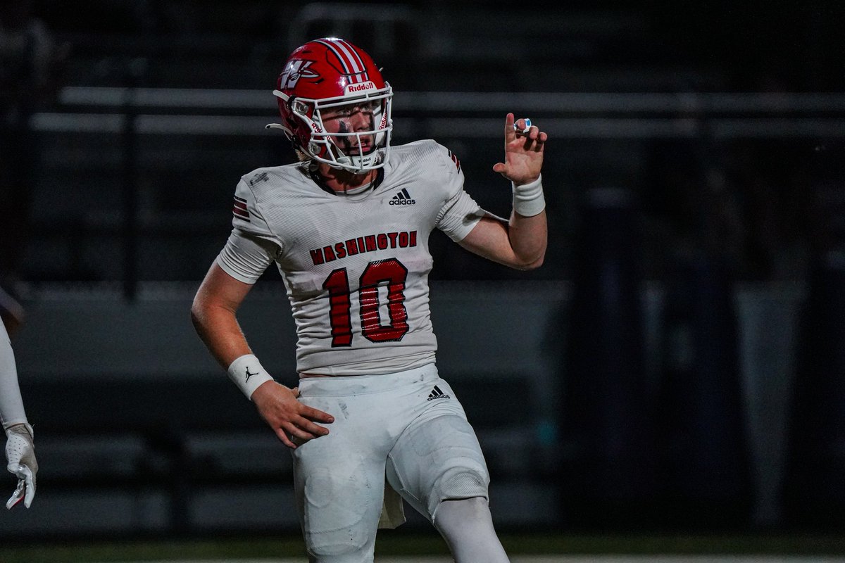 Parker Thune tweet media