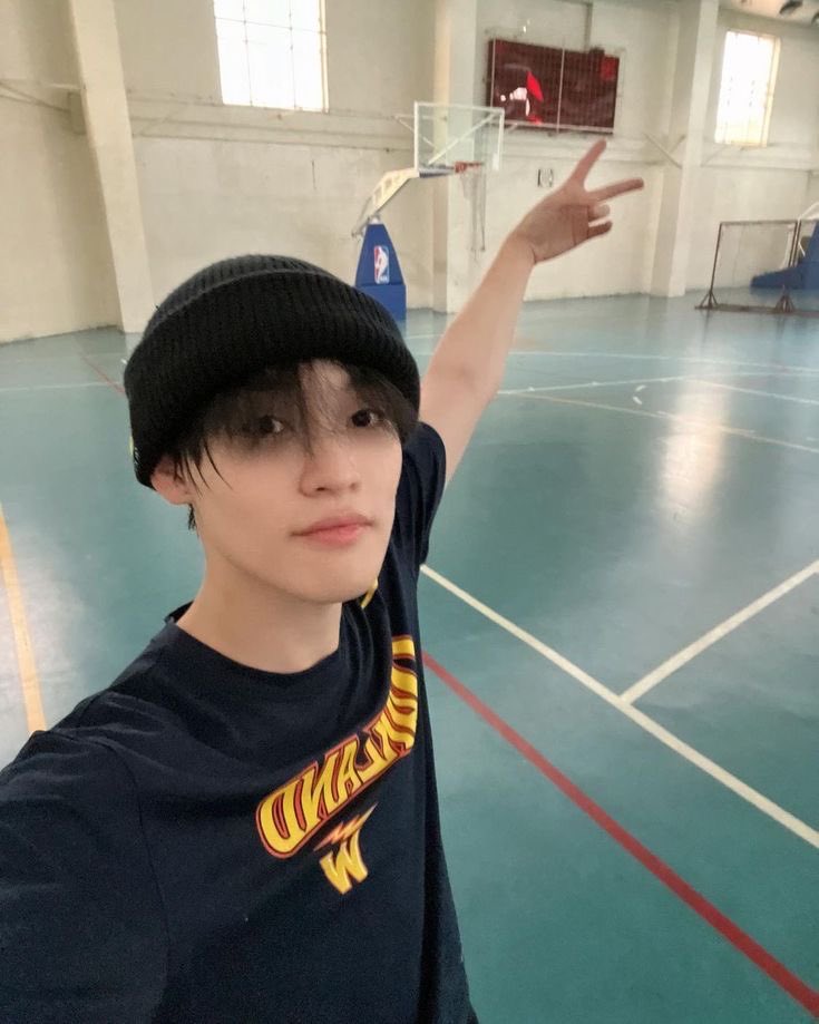 GriefCHENLE's tweet photo. Morning all, yang gabut join sini sparing basket https://t.co/bKXZtXgzy1