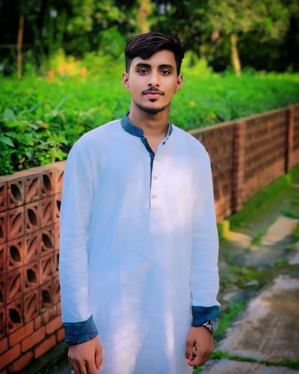 Truth lifts the heart like water refreshes thirst 🖤😃