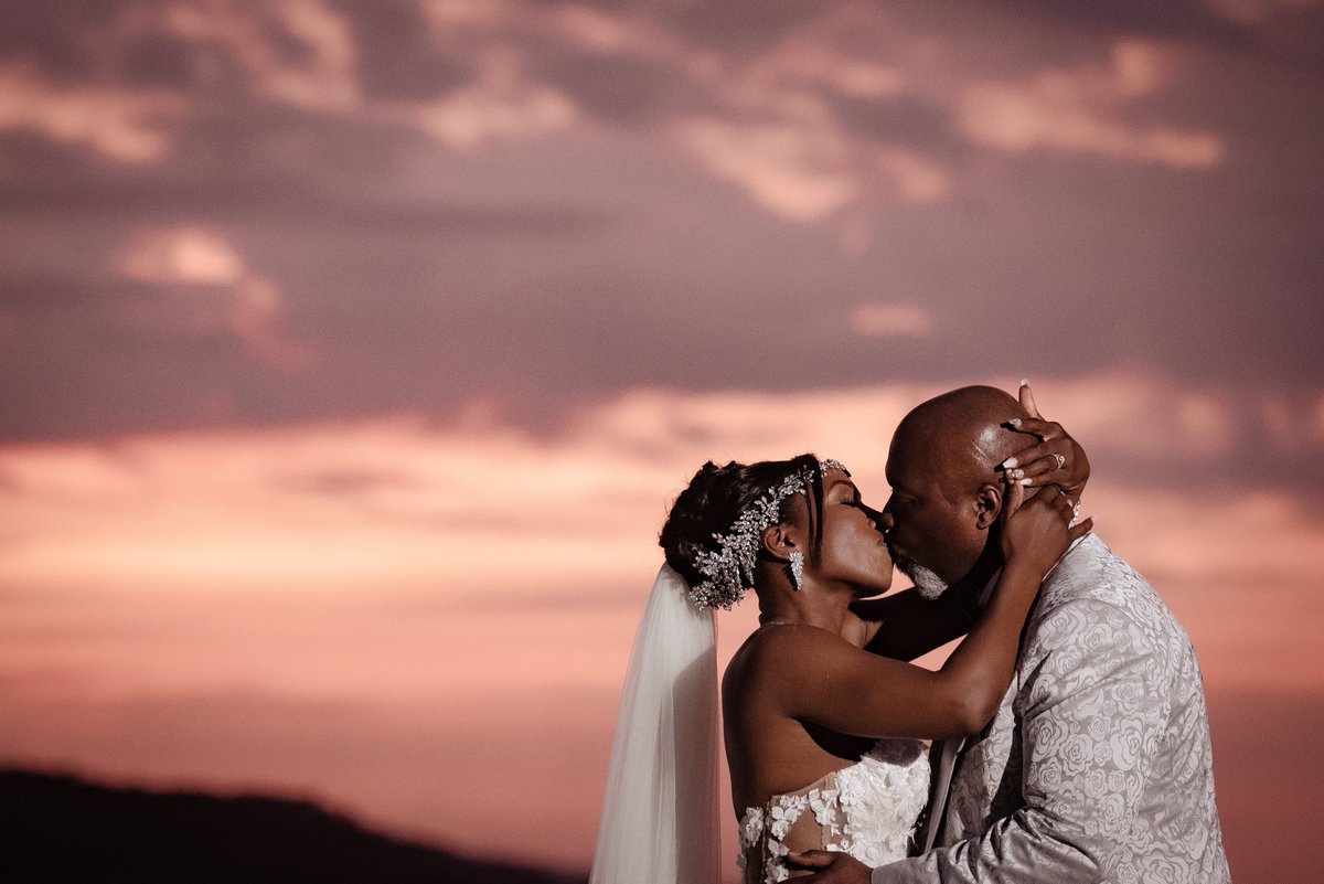 AkilCreative's tweet image. Weddings are back! 💍

Wandaroseweddings@gmail.com to inquire 📧