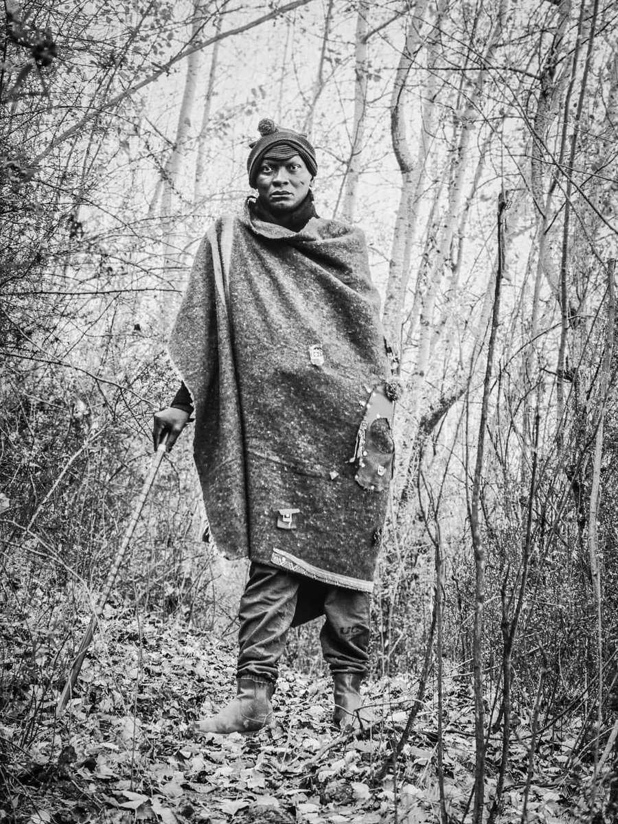 “Stille waters, onder draai die duiwel rond.”

🇱🇸