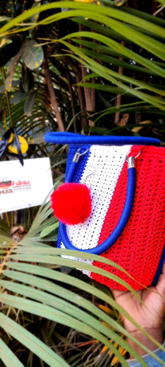 istrivemarket's tweet photo. Bonjour
Elevate your style with our exquisite handcrafted bag adorned with the French flag
#frenchElegance #FrenchChic https://t.co/1YBMpC6z2X