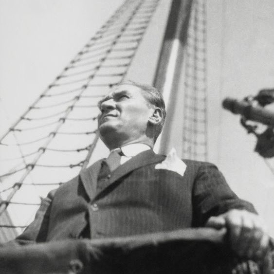 Büyük zaferler yalnızca büyük milletler tarafından kazanılabilir! 🇹🇷30 Ağustos Zafer Bayramımız Kutlu Olsun! #30AğustosZaferBayramı