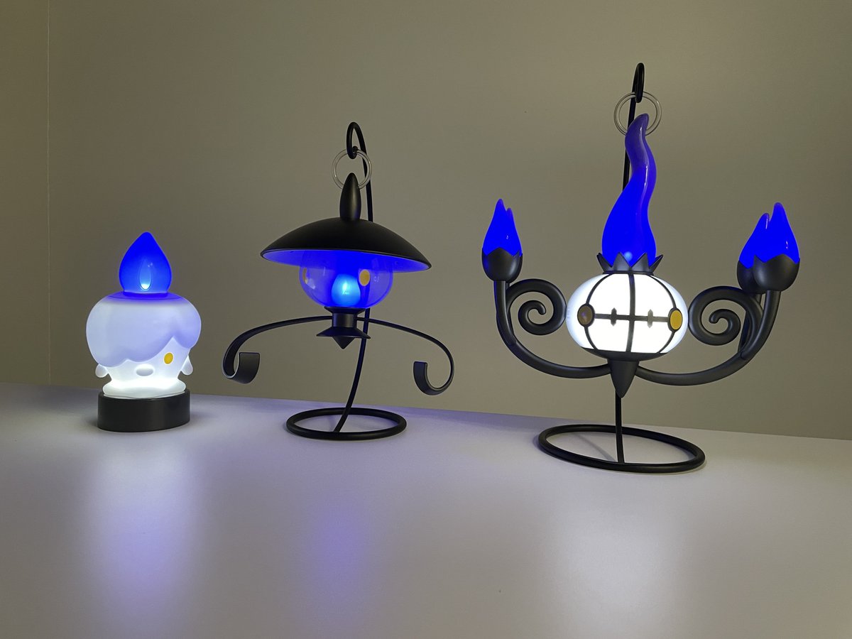 Pokekalos's tweet photo. #PokémonGoodies : aperçu de toute la collection de lampes LED de la famille de Funécire https://t.co/T8yzXeUBLT