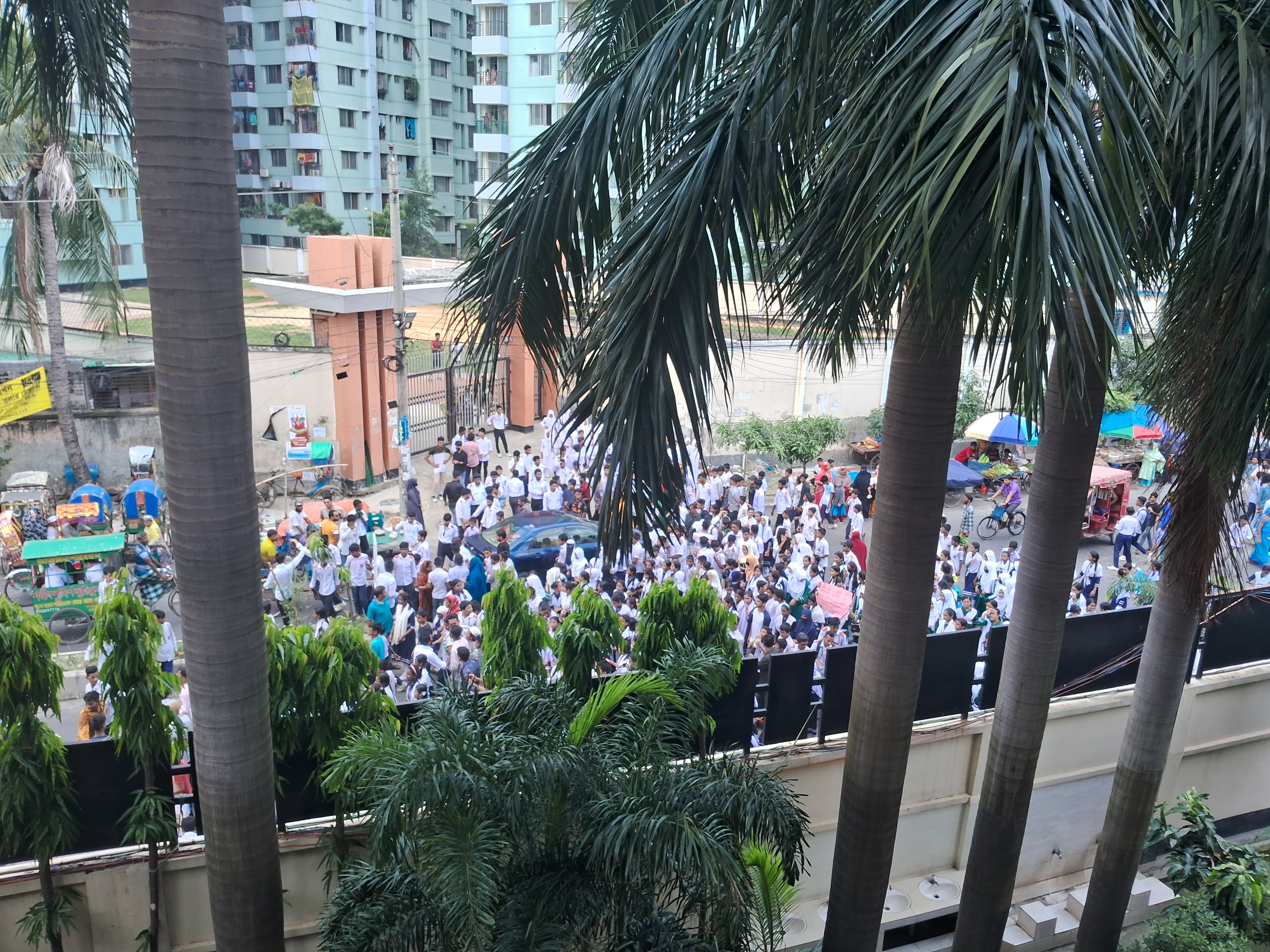 আন্দোলনের হিড়িক যেন শেষই হচ্ছে না